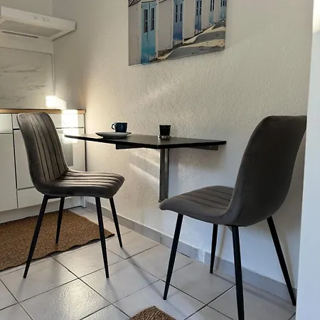 Apartment Neu Direkt Im Ort Und Ruhig Am Woerthersee Portschach am Woerthersee